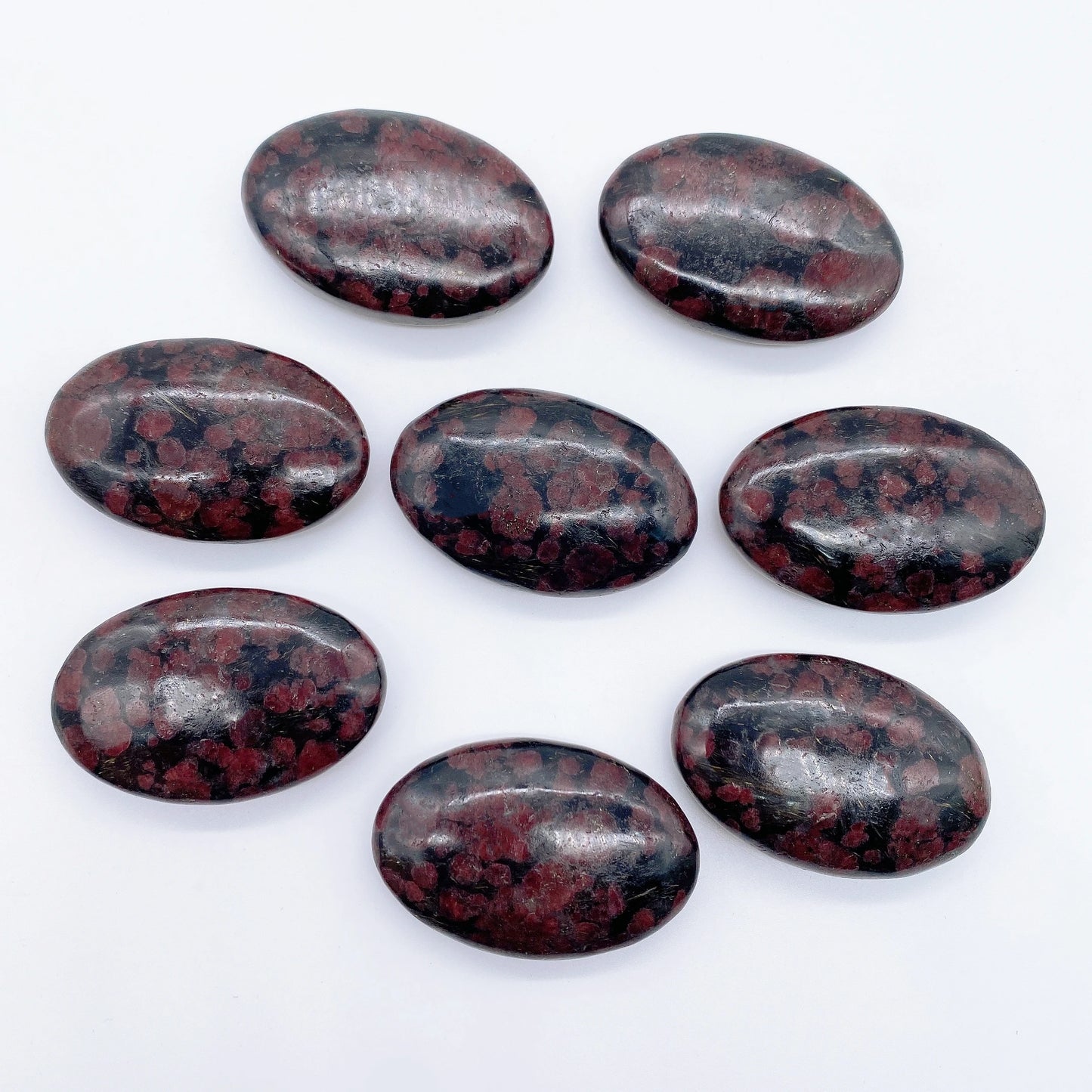 Natural Garnet Quartz Pocket Palm Crystal Stone Thumb Toy Hot Compress Beauty and health care tools Healing Health Home Decor